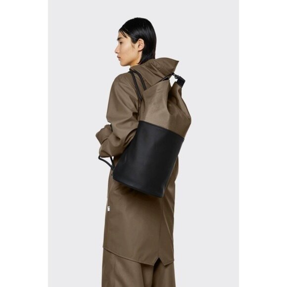 NWT Rains Bucket Sling Mini Bag OS Wood Black Roll Top Backpack Waterproof - Picture 1 of 15